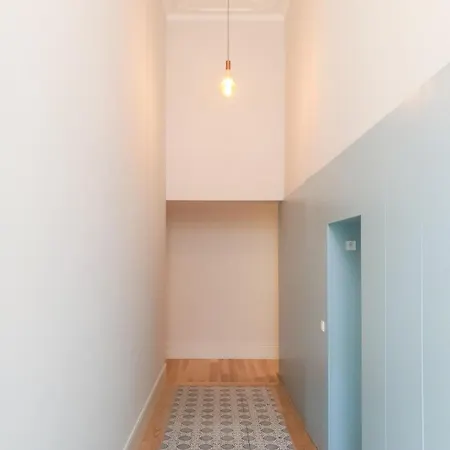 Classic Loft In Fully Renewed Building At Batalha *