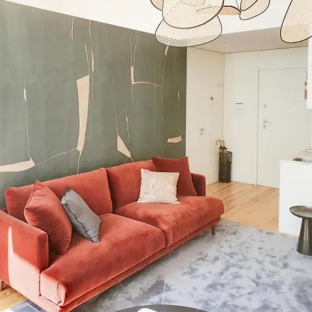 Classic Loft In Fully Renewed Building At Batalha Porto